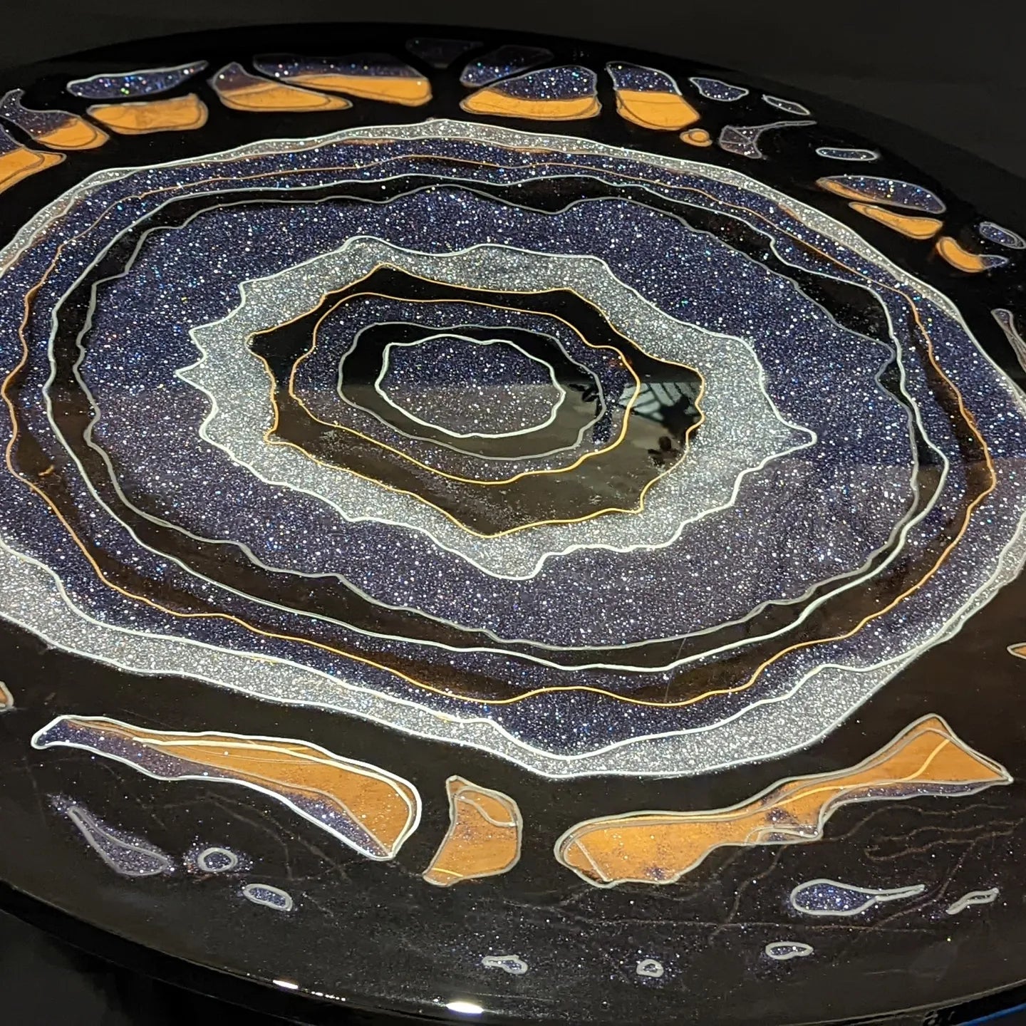 Artemis" Centre piece table