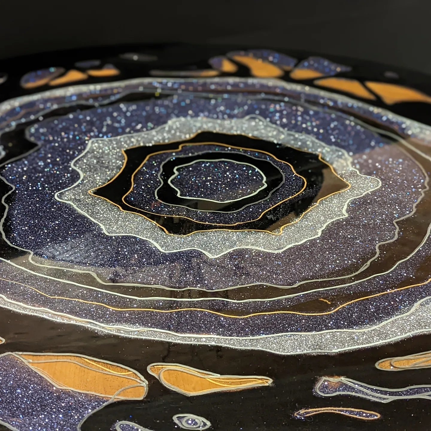 Artemis" Centre piece table