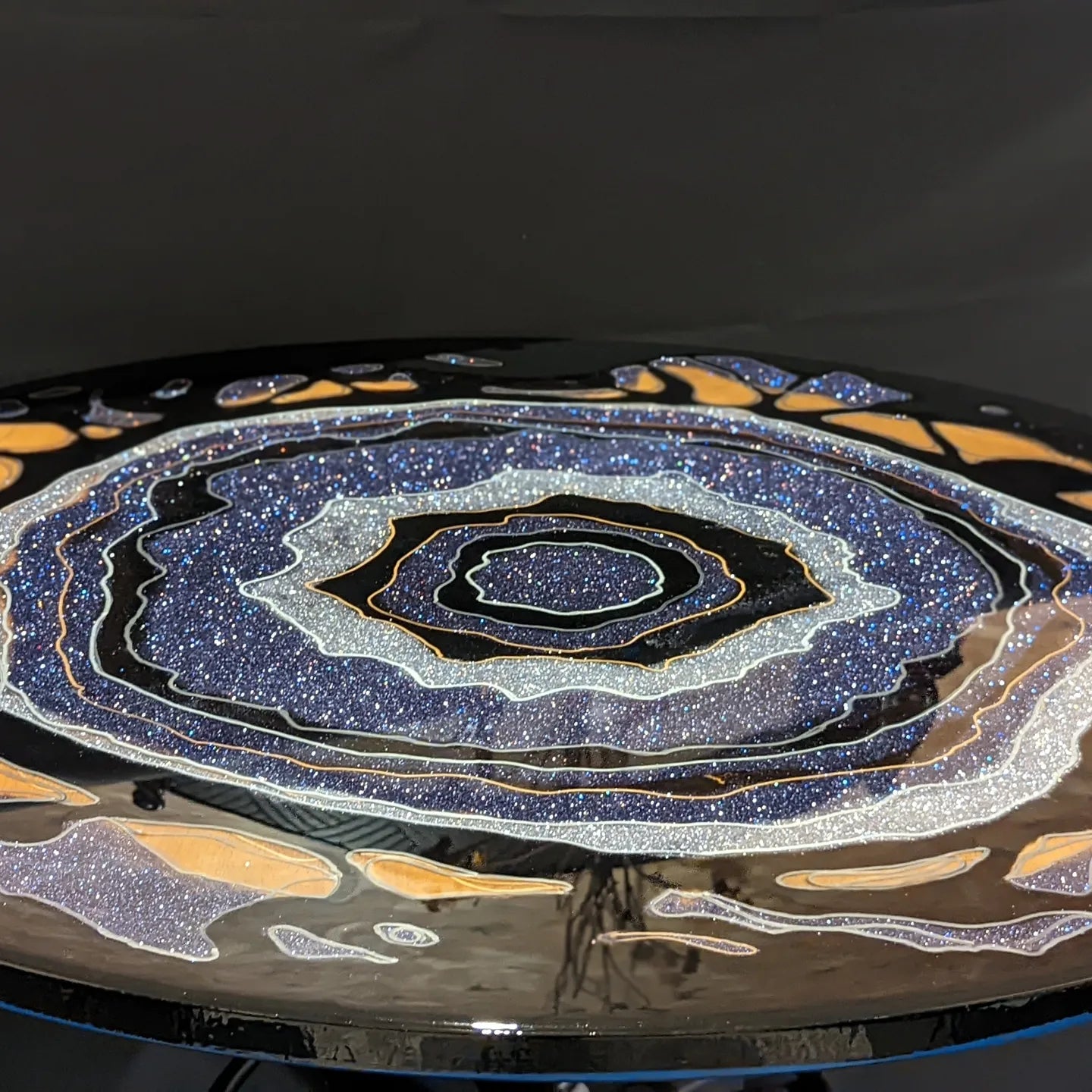 Artemis" Centre piece table