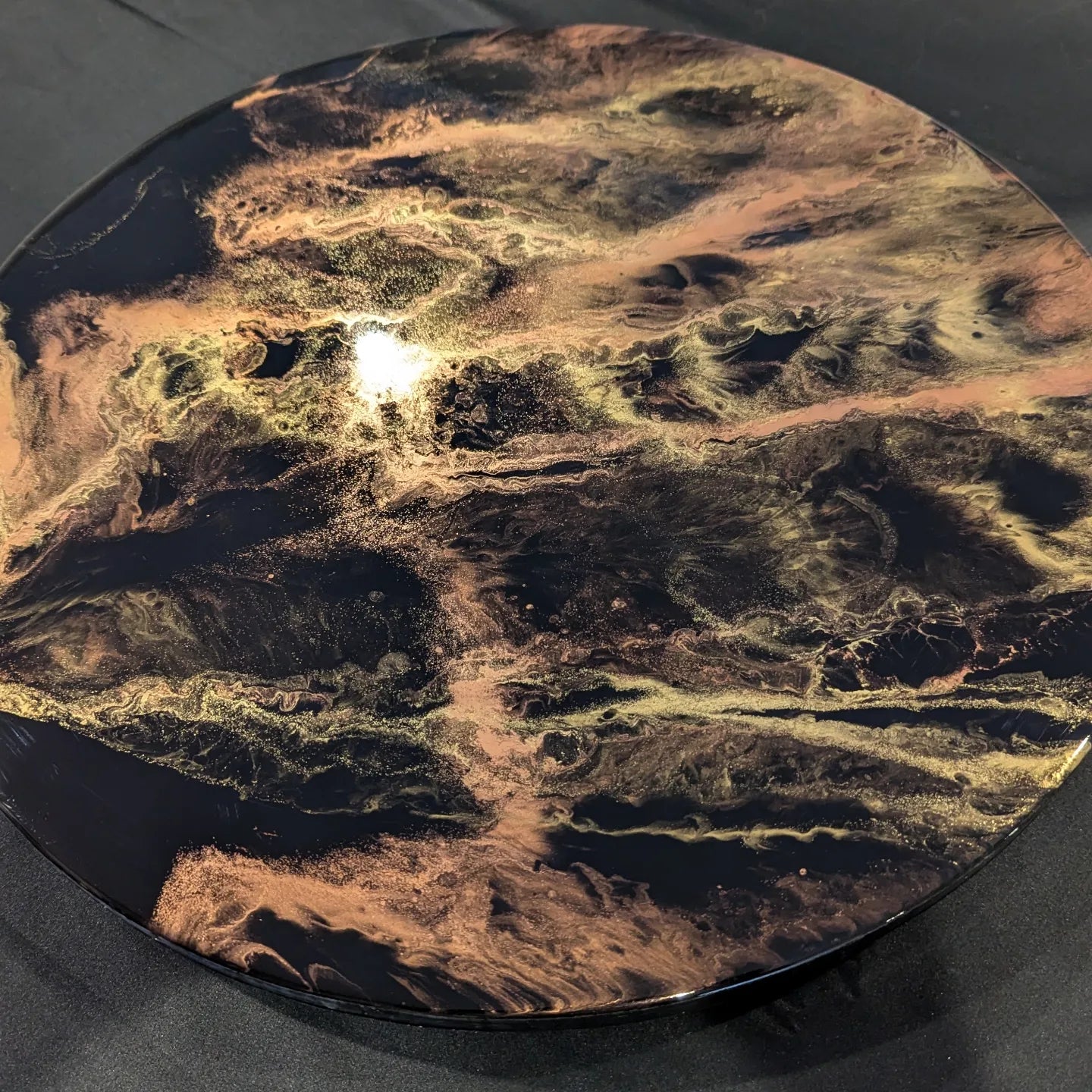 "Mystic Glamour"turn table